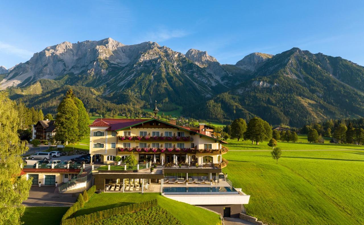 Hotel Ennstalerhof 람자우 암 다흐스타인 외부 사진